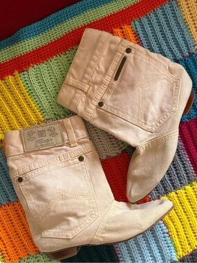 Vintage Denim Pocket Cream Ankle booties 90’s vibes Fiesta